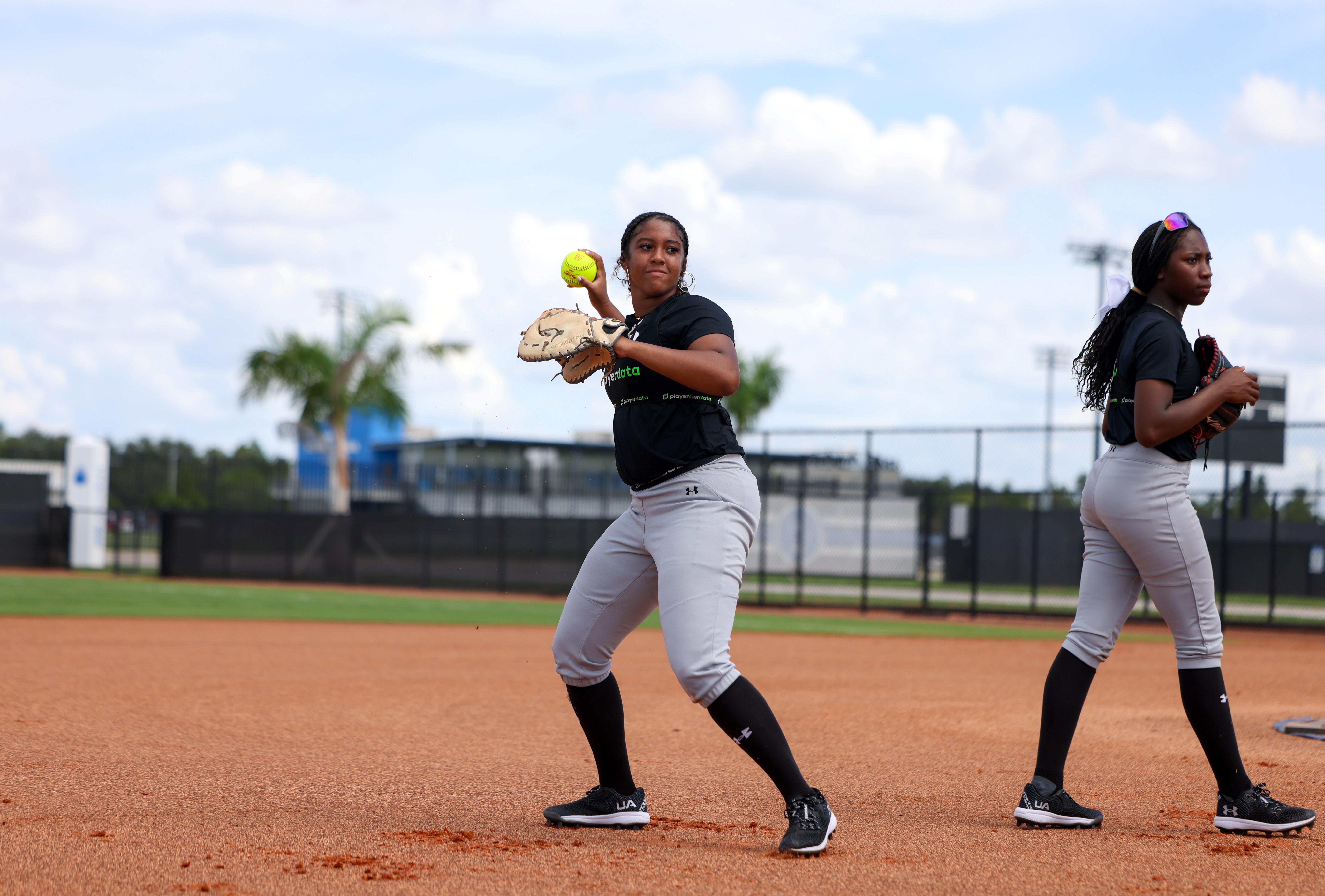 17222935850_52aa1b0eaf_z