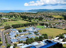 Mt Roskill Grammar School　（マウントロスキル　グラマースクール）1